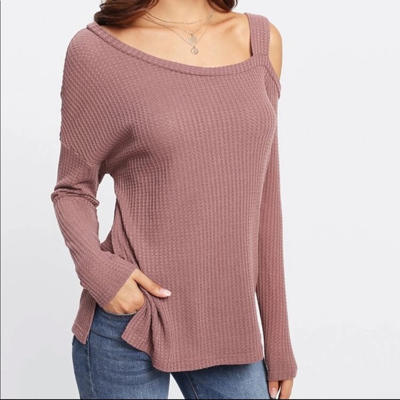 Asymmetrical Neck Slit Top - Picture 3 of 3